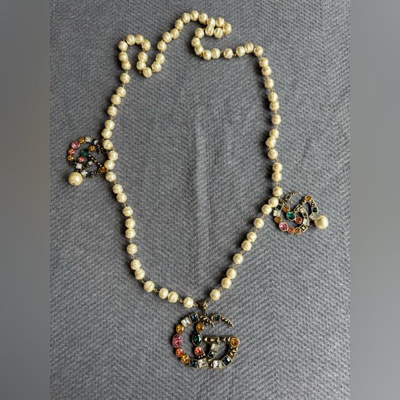 Gucci Gold Pearl Metal Double G Crystal Necklace Women's - Picture 2 of 10